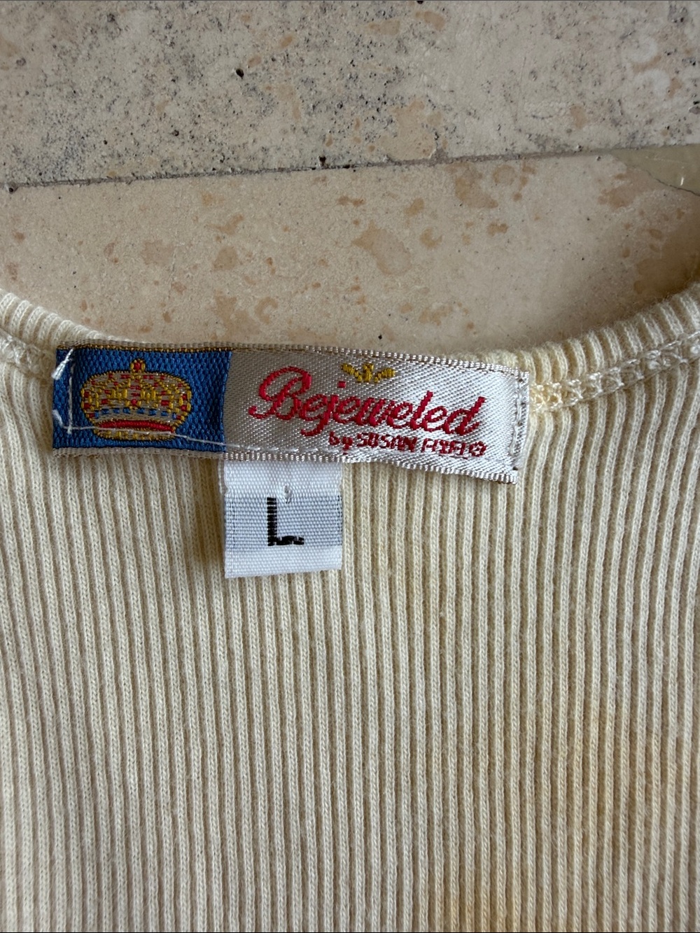 Y2K Yellow Graphic Ribbed Tank Top with Fleur-de-Lis Print - Picture 4 of 6